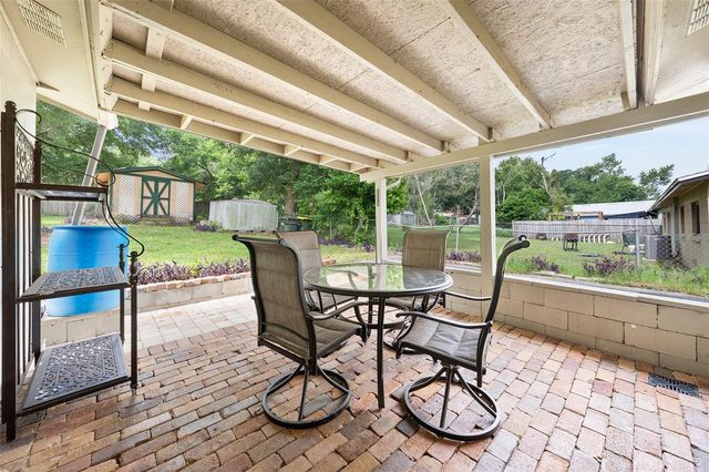 1015 W MONTROSE STREET, Clermont, FL 34711