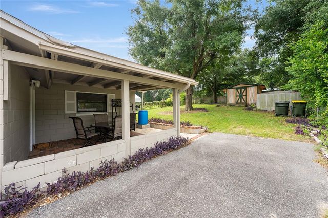 1015 W MONTROSE STREET, Clermont, FL 34711