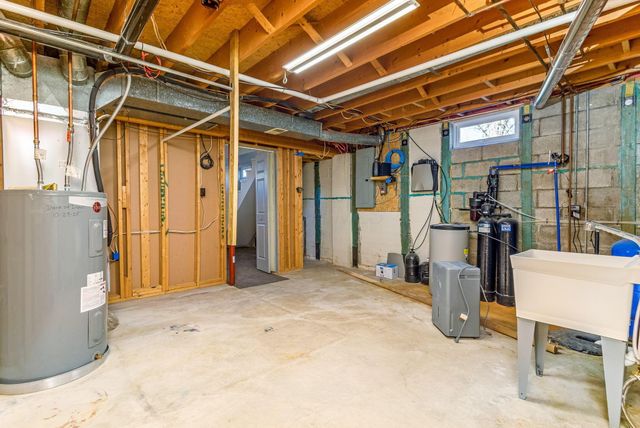 8171 Hill Road, Canal Winchester, OH 43110