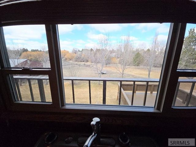 595 N Murdock Lane, Idaho Falls, ID 83402