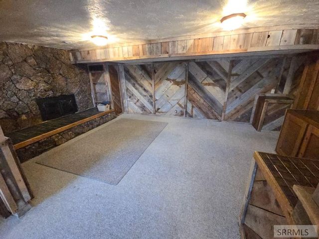 595 N Murdock Lane, Idaho Falls, ID 83402