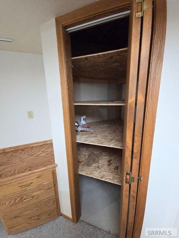 595 N Murdock Lane, Idaho Falls, ID 83402