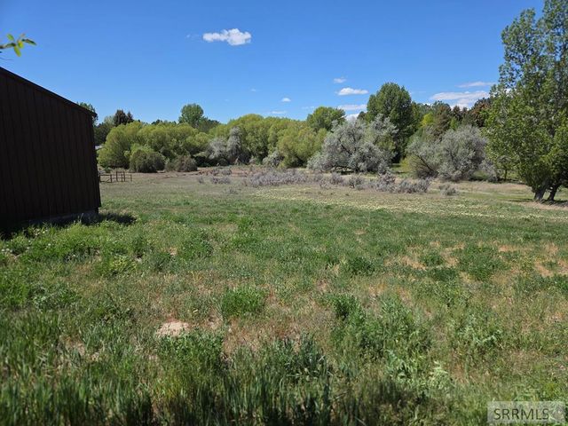 595 N Murdock Lane, Idaho Falls, ID 83402