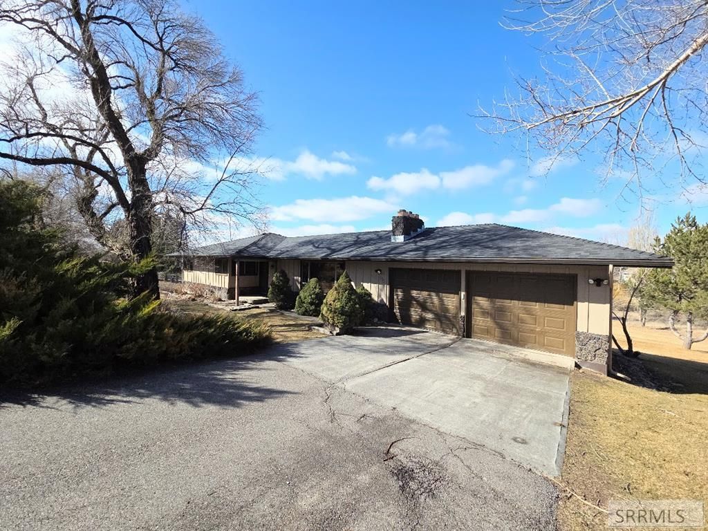 595 N Murdock Lane, Idaho Falls, ID 83402