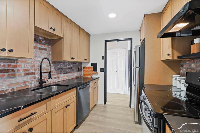 500 High Point Drive 709, Hartsdale, NY 10530