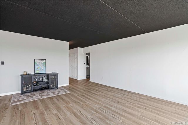 500 High Point Drive 709, Hartsdale, NY 10530