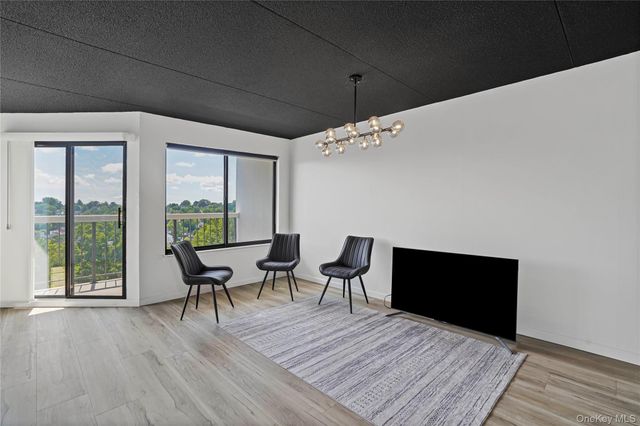 500 High Point Drive 709, Hartsdale, NY 10530