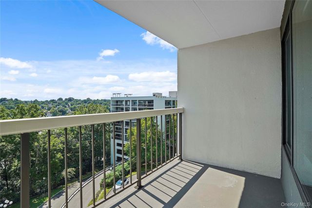 500 High Point Drive 709, Hartsdale, NY 10530