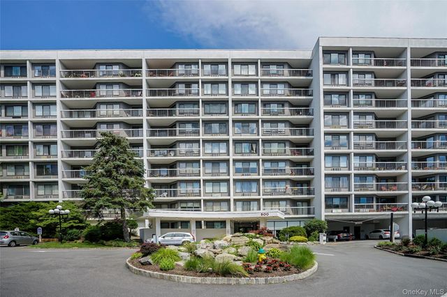 500 High Point Drive 709, Hartsdale, NY 10530