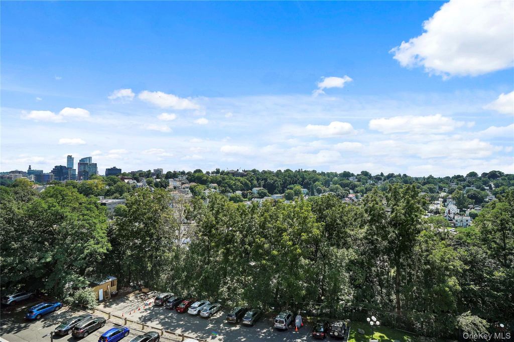 500 High Point Drive 709, Hartsdale, NY 10530 — photo 2