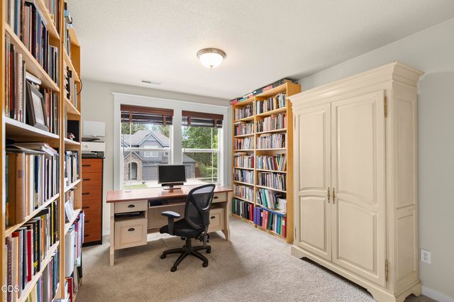 61353 Huckleberry Place, Bend, OR 97702