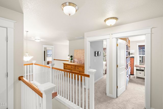 61353 Huckleberry Place, Bend, OR 97702