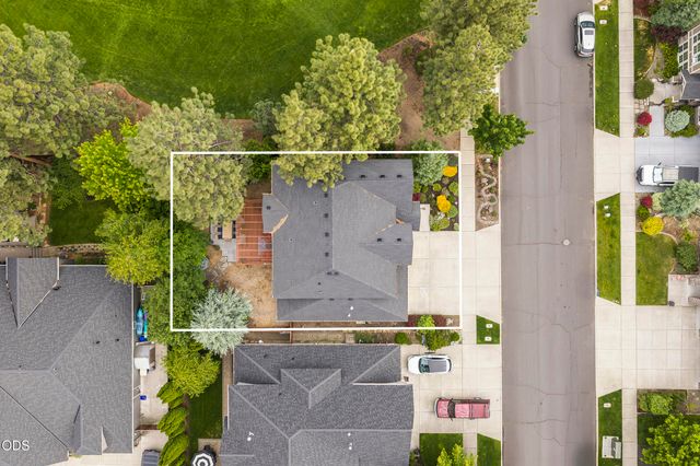 61353 Huckleberry Place, Bend, OR 97702