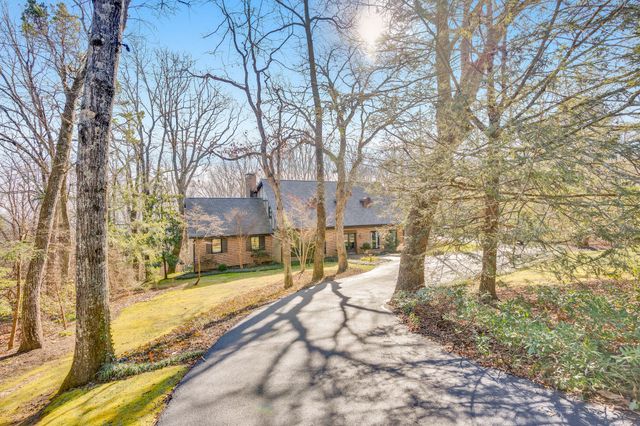 1117 Mountain Terrace, Lookout Mountain, GA 30750