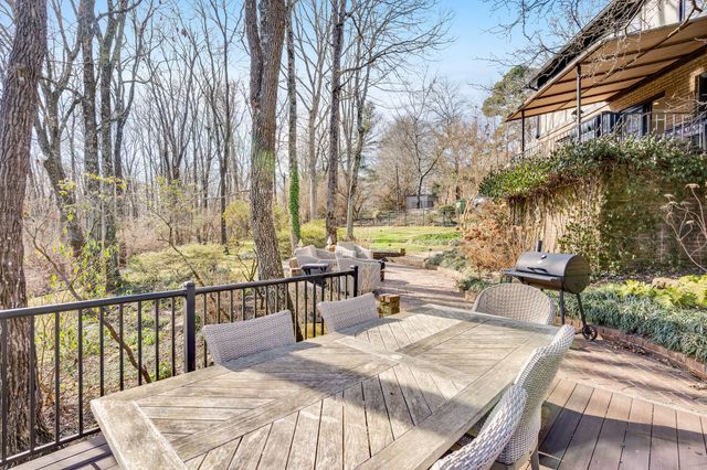 1117 Mountain Terrace, Lookout Mountain, GA 30750