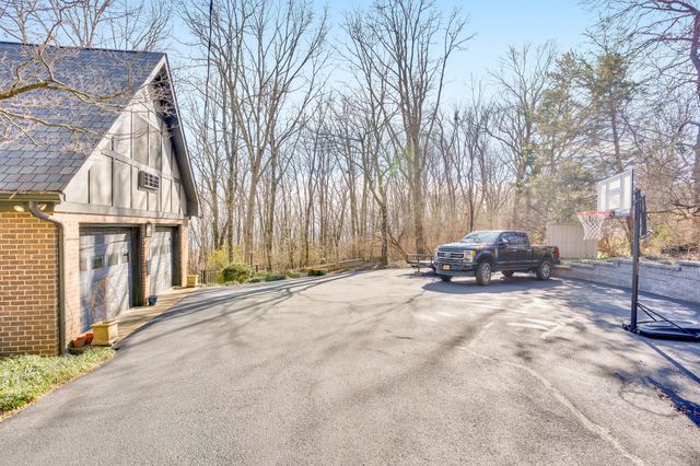 1117 Mountain Terrace, Lookout Mountain, GA 30750