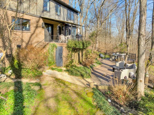 1117 Mountain Terrace, Lookout Mountain, GA 30750