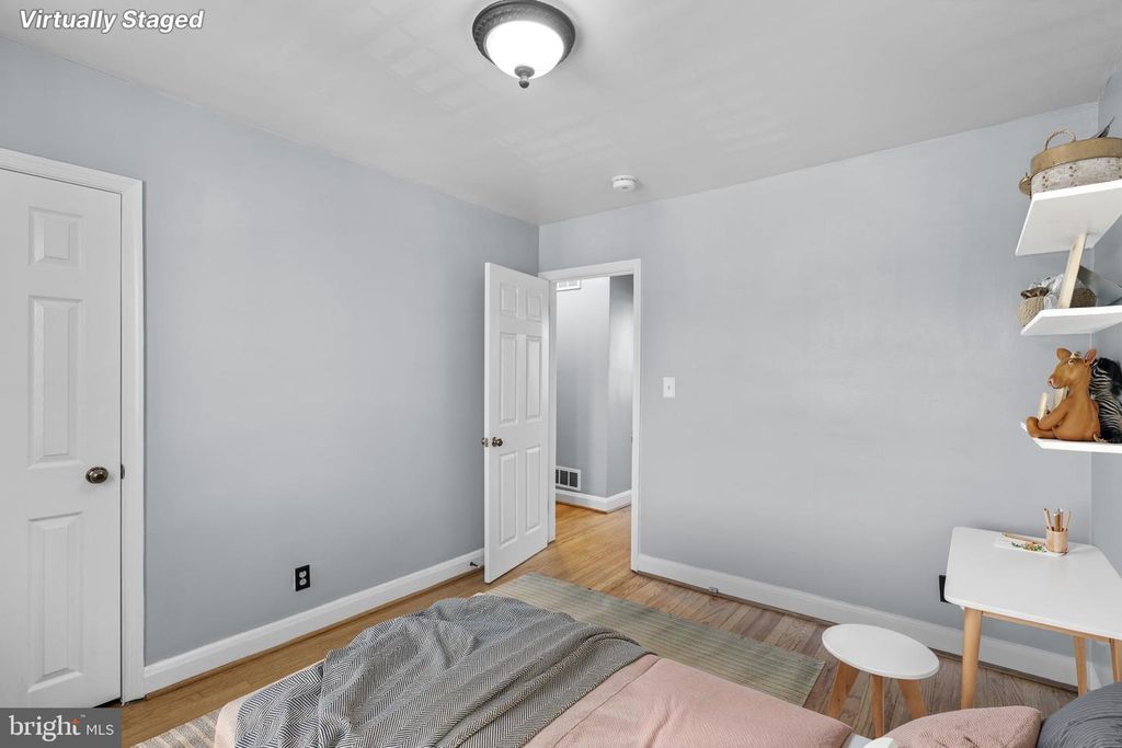 Image 15 of property listing at 2138 WHISTLER AVE, Baltimore, MD 21230