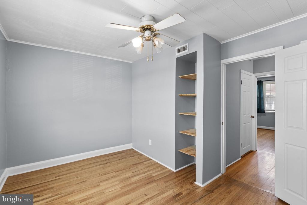 Image 18 of property listing at 2138 WHISTLER AVE, Baltimore, MD 21230