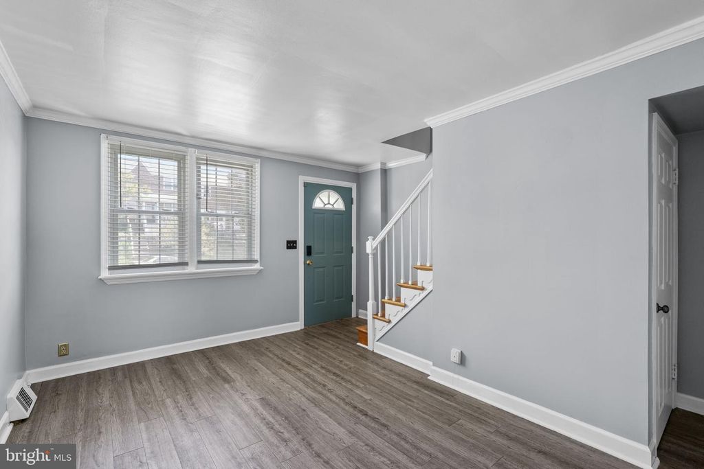 Image 2 of property listing at 2138 WHISTLER AVE, Baltimore, MD 21230