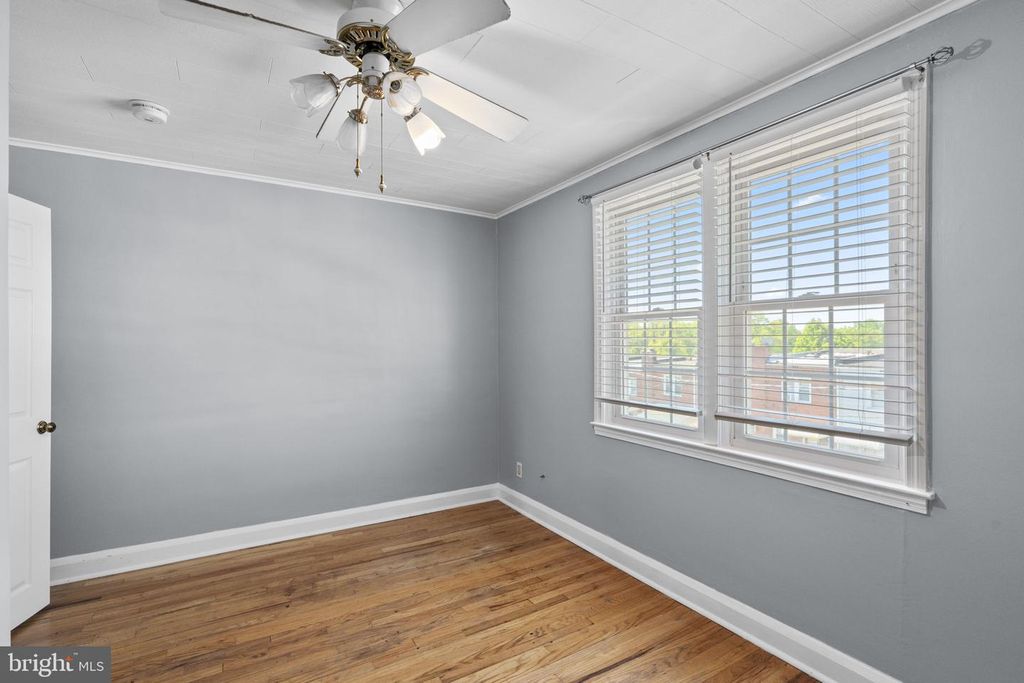 Image 20 of property listing at 2138 WHISTLER AVE, Baltimore, MD 21230