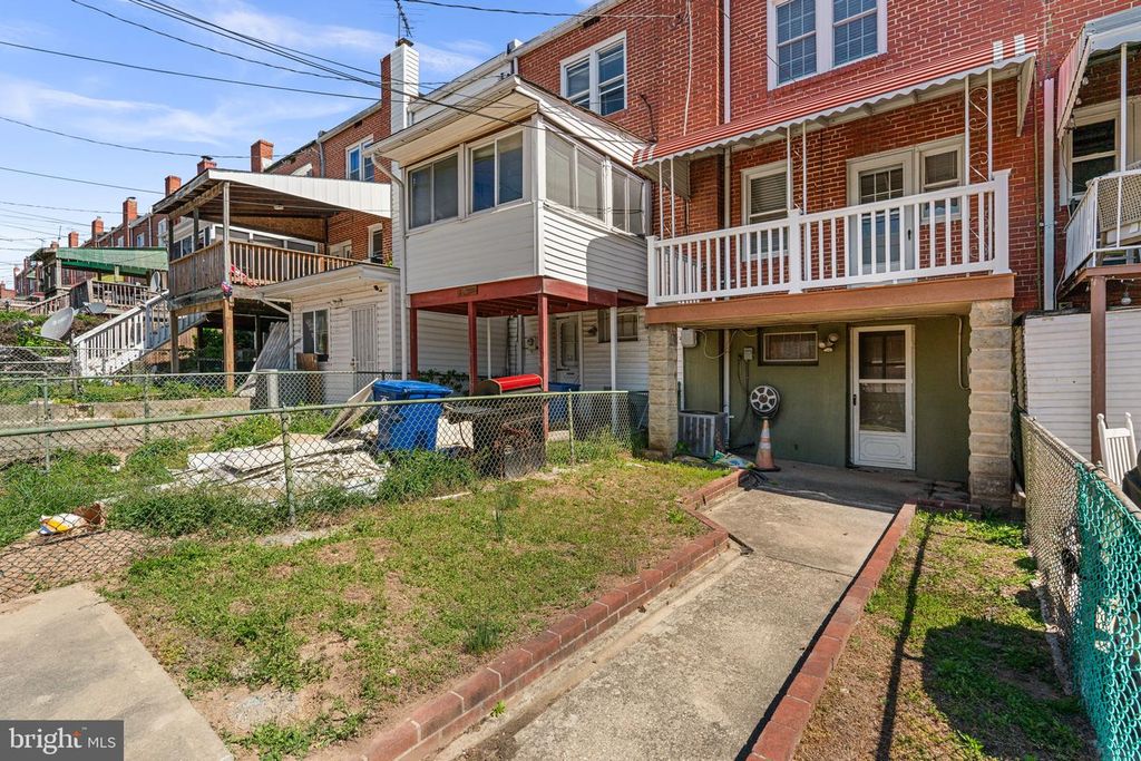 Image 34 of property listing at 2138 WHISTLER AVE, Baltimore, MD 21230