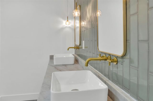 3033 WISTER CIRCLE, Valrico, FL 33596