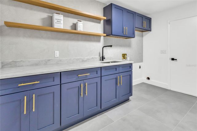 3033 WISTER CIRCLE, Valrico, FL 33596