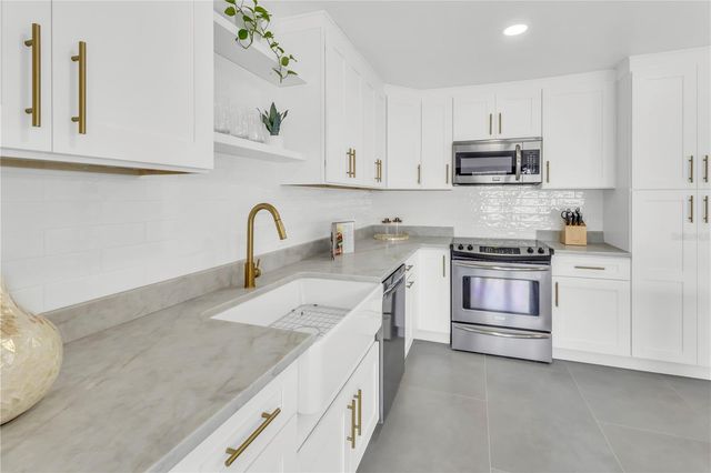 3033 WISTER CIRCLE, Valrico, FL 33596