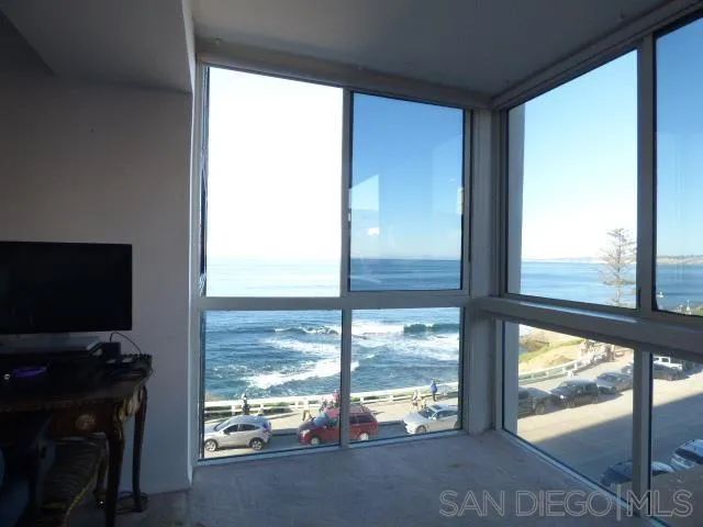939 Coast Blvd 6A, La Jolla, CA 92037