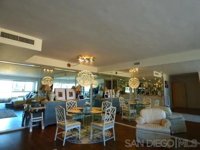 939 Coast Blvd 6A, La Jolla, CA 92037