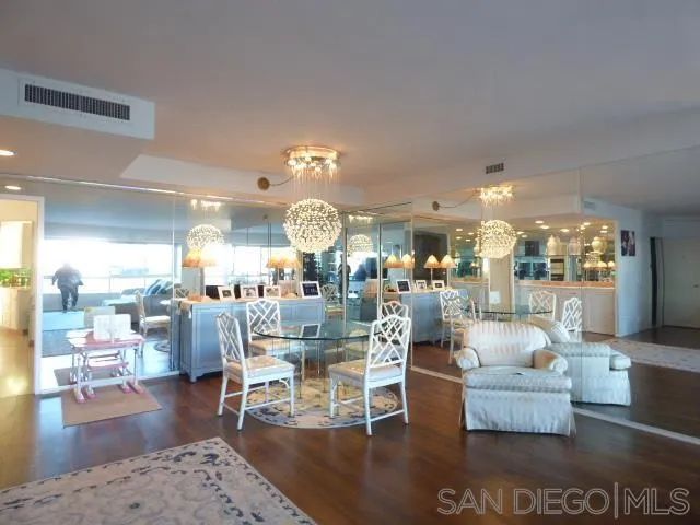 939 Coast Blvd 6A, La Jolla, CA 92037