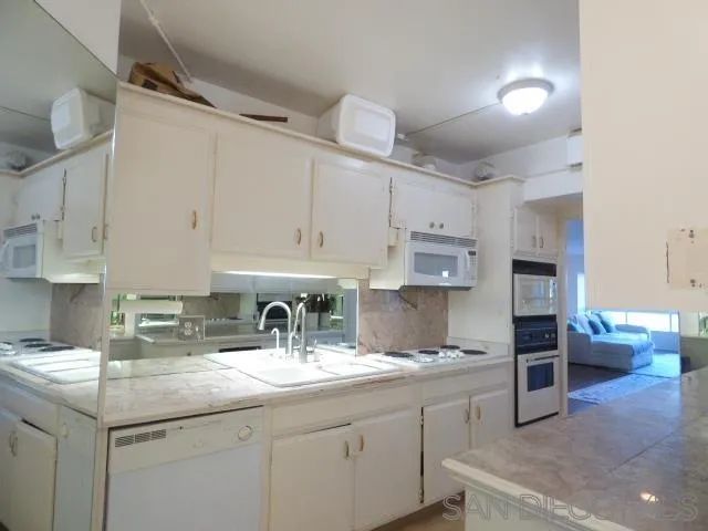 939 Coast Blvd 6A, La Jolla, CA 92037