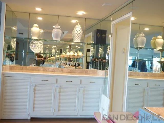 939 Coast Blvd 6A, La Jolla, CA 92037