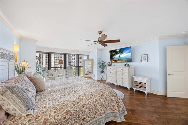 4401 Gulf Shore BLVD N # B802, Naples, FL 34103