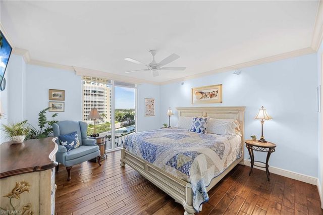 4401 Gulf Shore BLVD N # B802, Naples, FL 34103