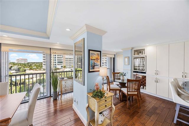 4401 Gulf Shore BLVD N # B802, Naples, FL 34103