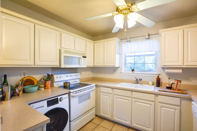 516 Arlington Drive A4, Charleston, SC 29414