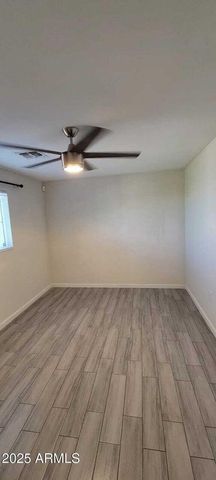 6717 N 53rd Avenue, Glendale, AZ 85301