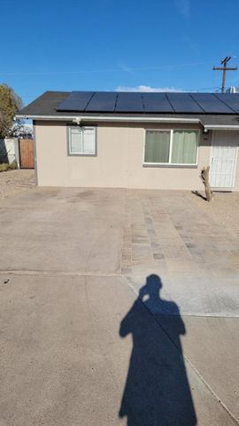 6717 N 53rd Avenue, Glendale, AZ 85301