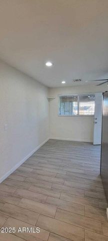 6717 N 53rd Avenue, Glendale, AZ 85301