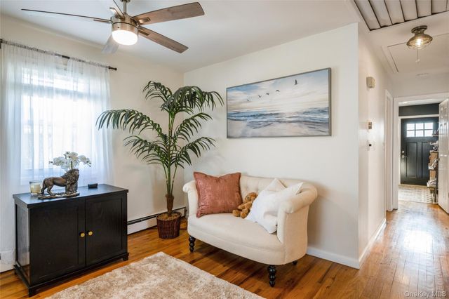 2 Udalia Road, West Islip, NY 11795