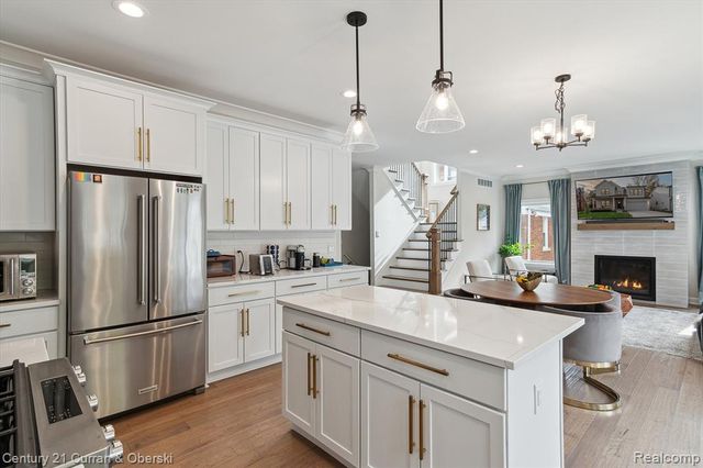 2217 N Wilson Avenue, Royal Oak, MI 48073