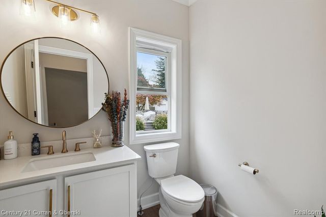 2217 N Wilson Avenue, Royal Oak, MI 48073