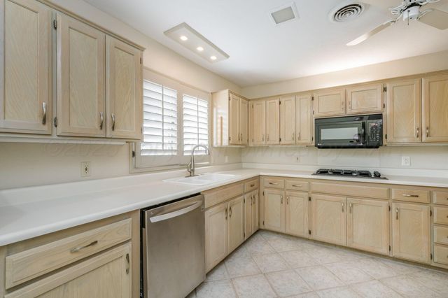 2 BRENNAN Court, Amarillo, TX 79121