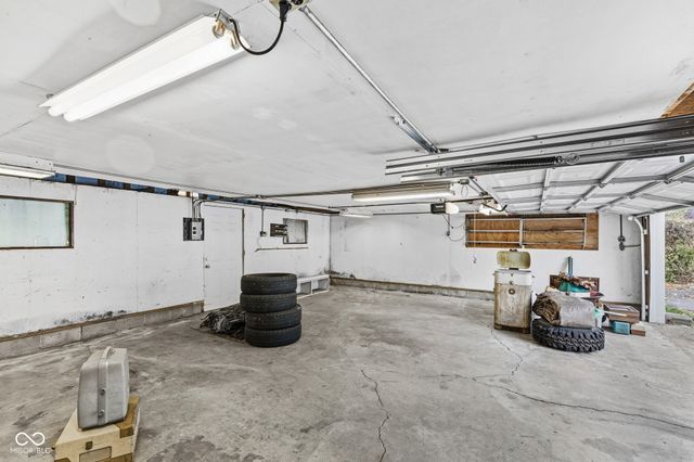 6239 Hardegan Street, Indianapolis, IN 46227