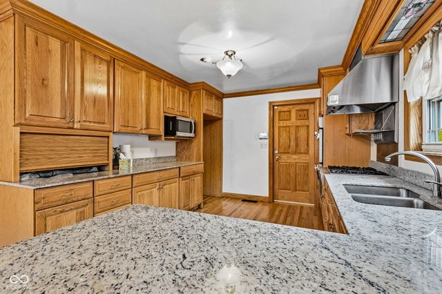 6239 Hardegan Street, Indianapolis, IN 46227