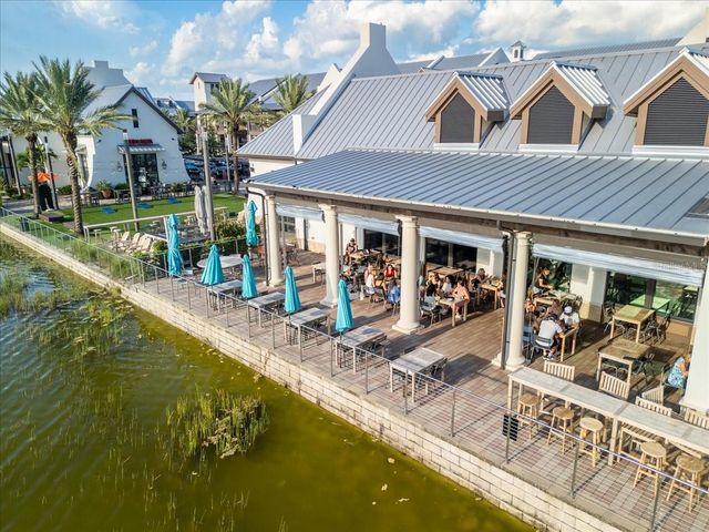 1872 STERN LANE, Sarasota, FL 34240