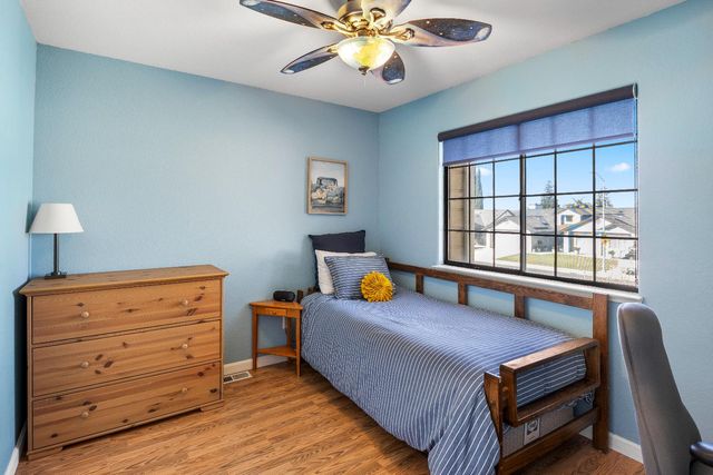 1057 Mission Ridge Dr, Manteca, CA 95337