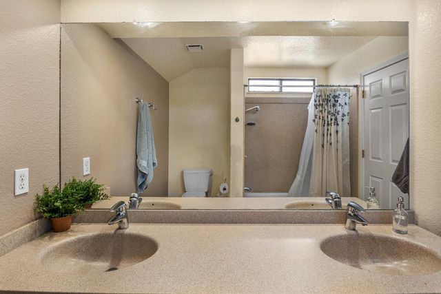 1057 Mission Ridge Dr, Manteca, CA 95337